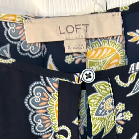 Blouses Loft Paisley Blue Green Bell Sleeve Blouse Size Medium - Picture 4 of 7